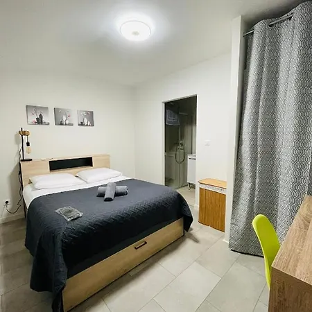 La Loge De St Yrieix Sur Charente Saint-Yrieix-sur-Charente